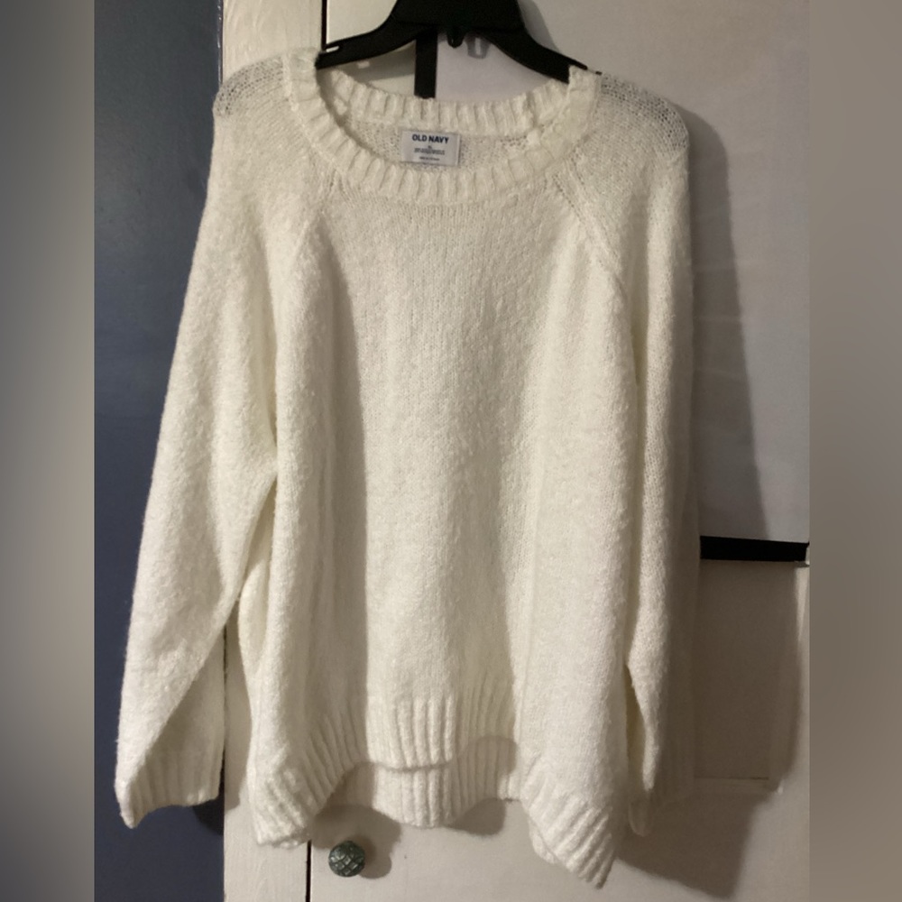 Women’s sweater